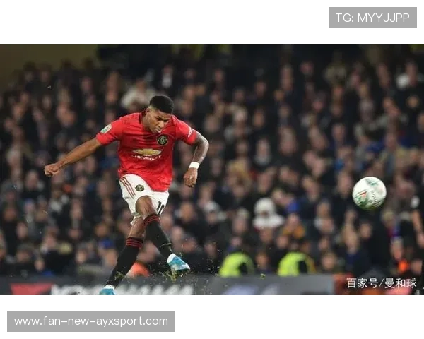 拉什福德弧顶远射直挂球网